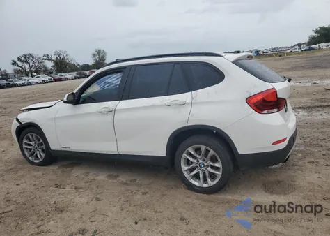 2015 BMW X1 xDrive28I z USA, uszkodzony, nr VIN WBAVL1C53FVY38395